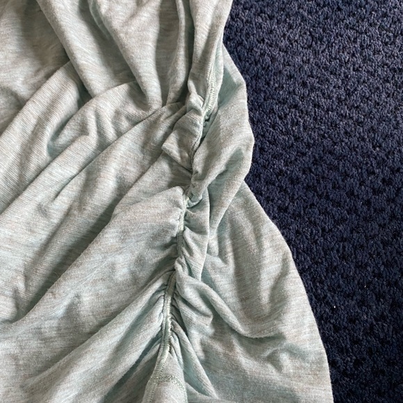 GUC Lululemon tank - Picture 2 of 6